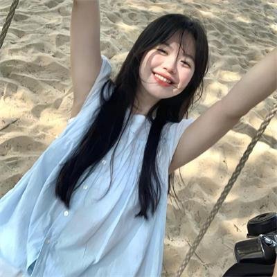 修女艾达 海报